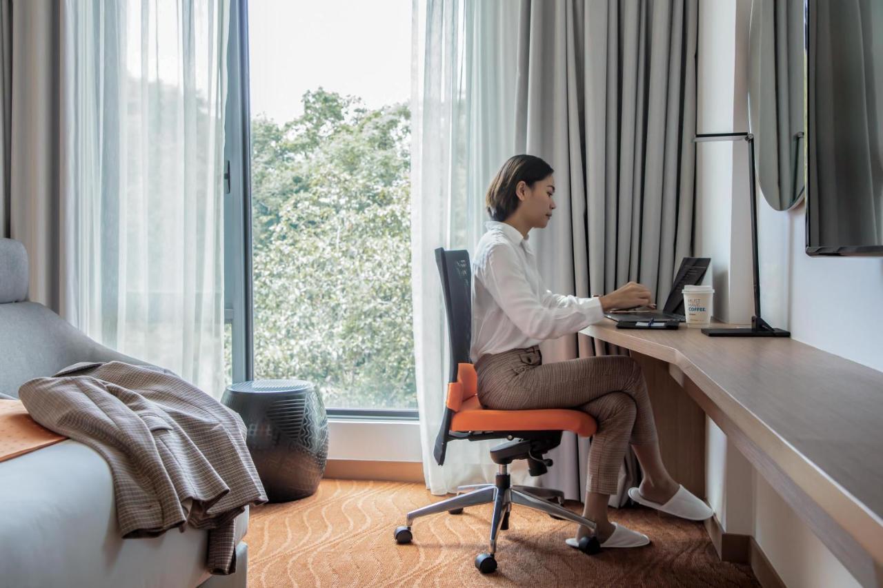 Holiday Inn Express Kota Kinabalu City Centre By Ihg Екстер'єр фото